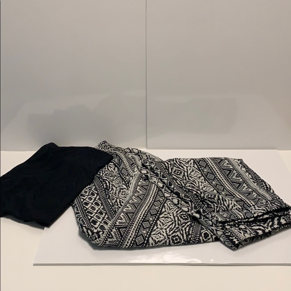 Black and white Print Light weight Jogger Pant